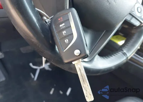 2023 Toyota Camry Se z USA, uszkodzony, nr VIN 4T1G11AK2PU795732